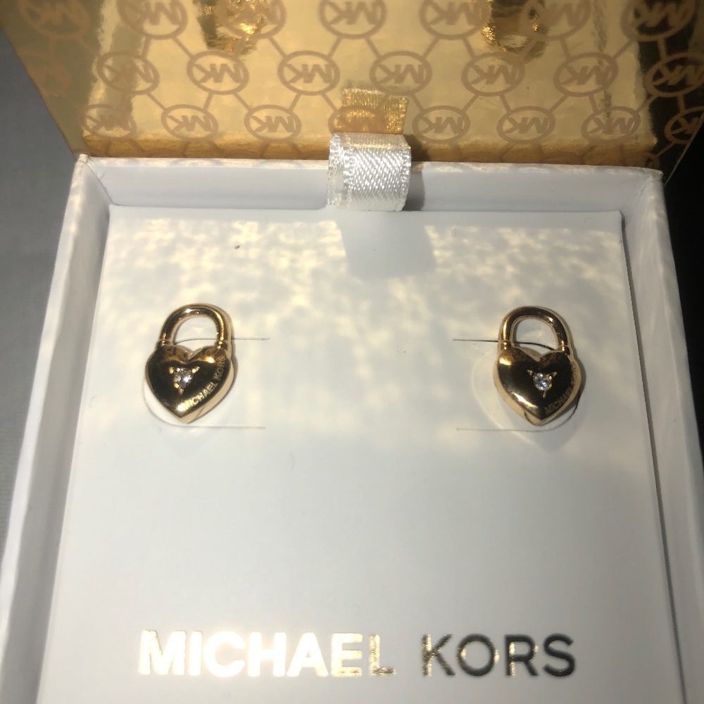 NIB Michael Kors Heart 💛🔒Padlock Stud Earrings